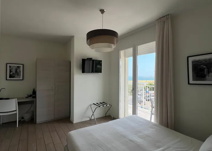 Riva E Mare 3* Римини