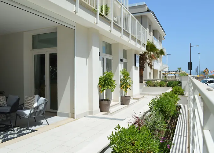 فندق Riva E Mare 3*