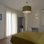 Hotel Riva E Mare 3*