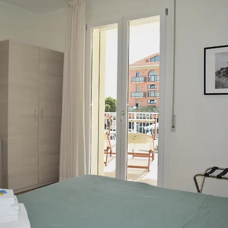 Hotel Riva E Mare 3*