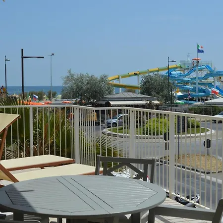 Hotel Riva E Mare