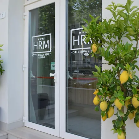 Hotel Riva E Mare 3*