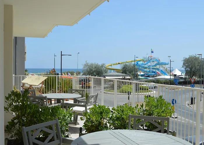 Riva E Mare מלון רימיני